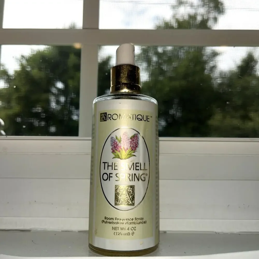 Aromatique Smell of the Tree Room Fragrance Spray 2+ oz Pine Scent Mist